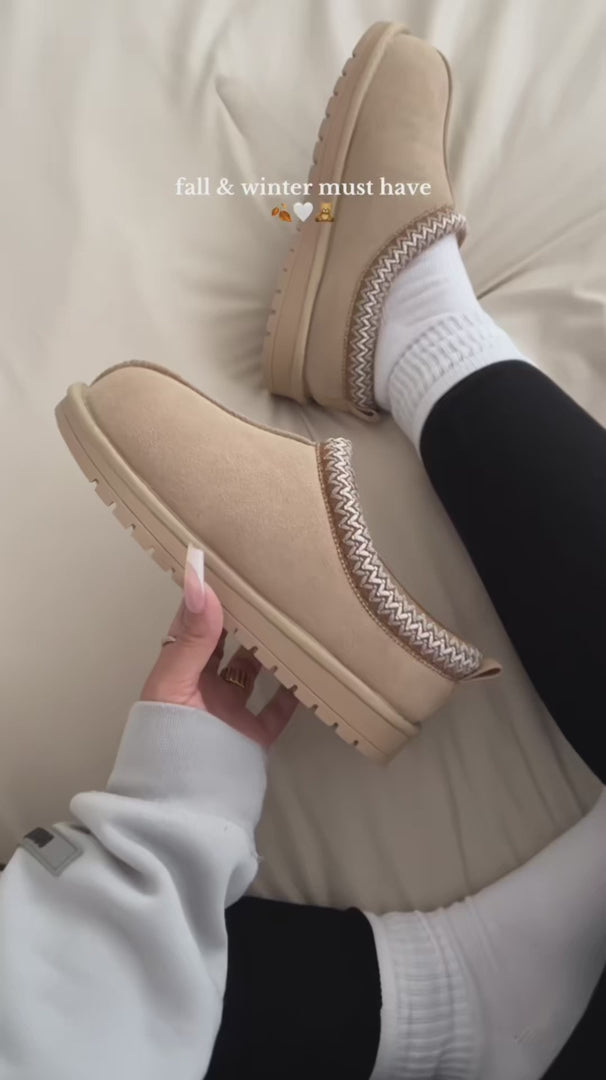 Tazman Slippers